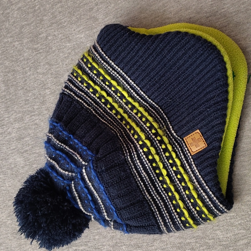 SWISS TECH UNISEX WINTER BEANIE HAT